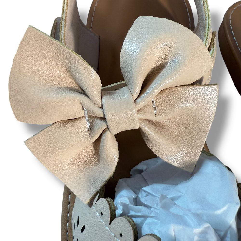 Bow Sandal Beige Flower Cutout Toddler Girl Shoes Summer Casual Sz 11.5 - Picture 5 of 13